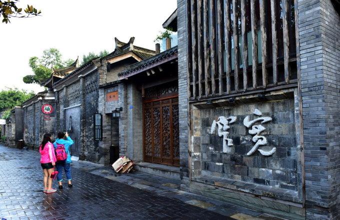 找到旅店窃贼
