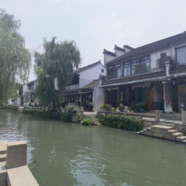 小宝贝打网球